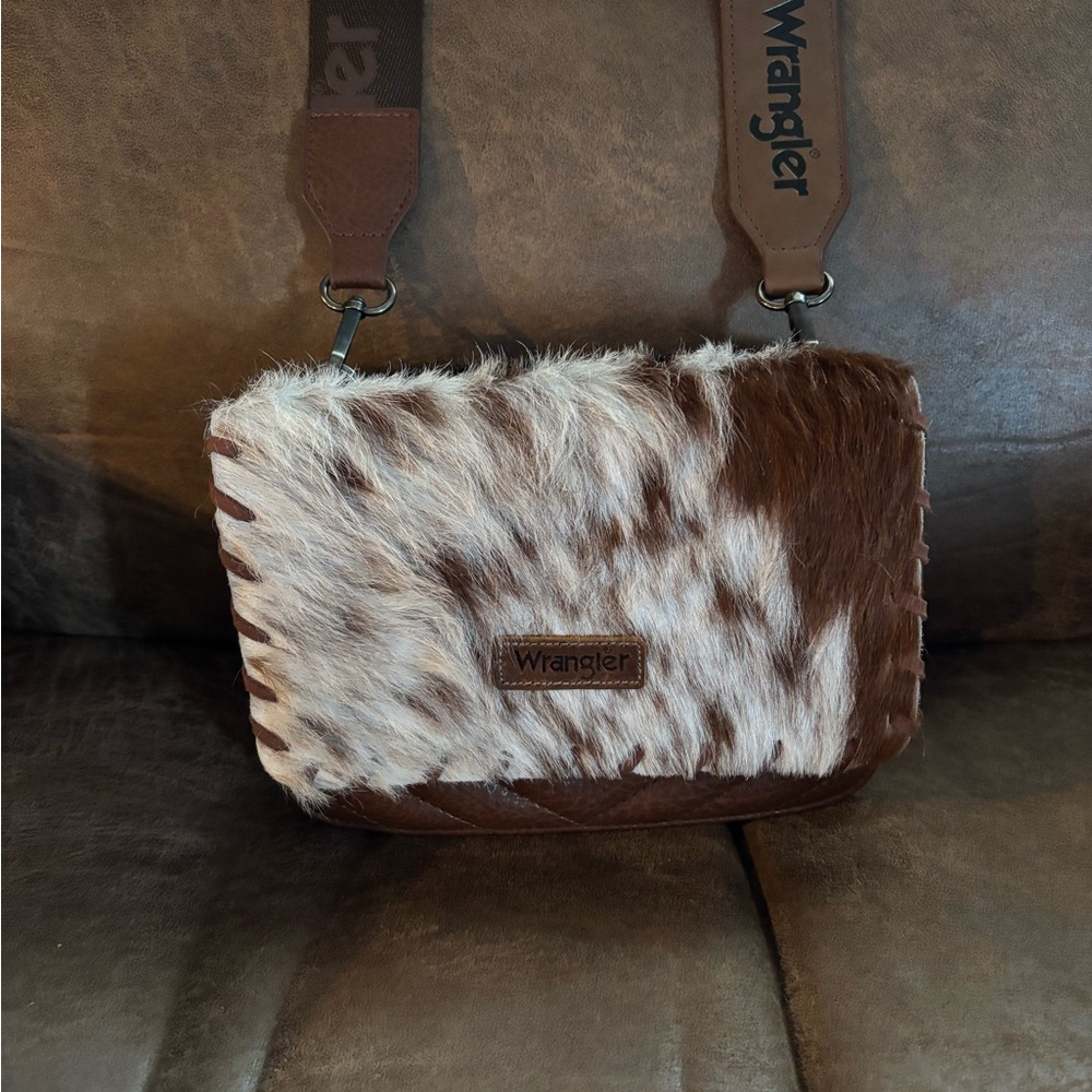 Wrangler Tan and White Fur Crossbody Bag